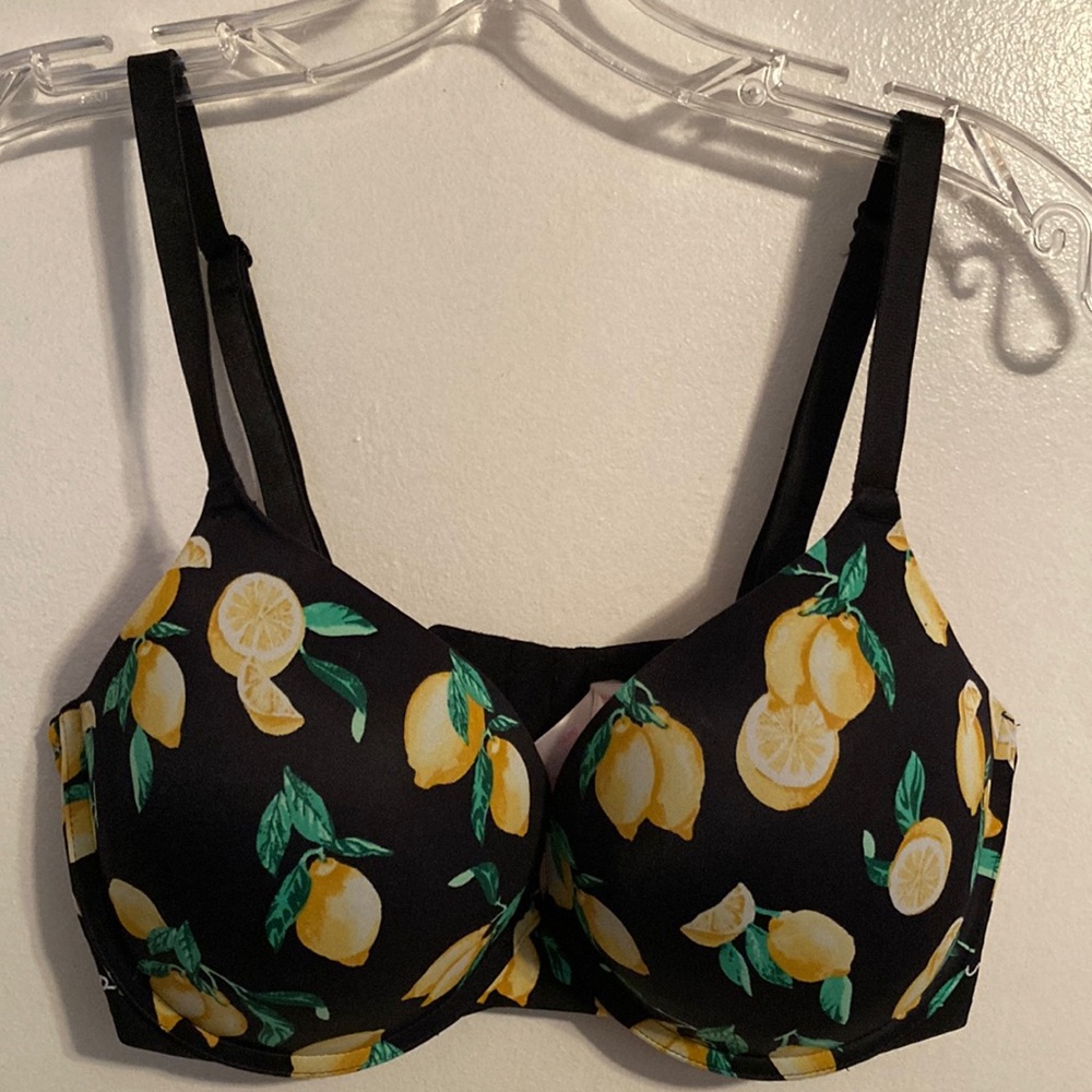 Victoria’s Secret PINK Wear Everywhere Push Up Bra 34DD